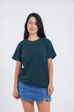 Cargar imagen en el visor de la galería, Camiseta para ELLAS Alto Gramaje Regular- ¡Nuestra joya! ESMERALDA
