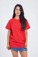 Cargar imagen en el visor de la galería, Camiseta para ELLAS Alto Gramaje Regular- ¡Nuestra joya! CARMESI