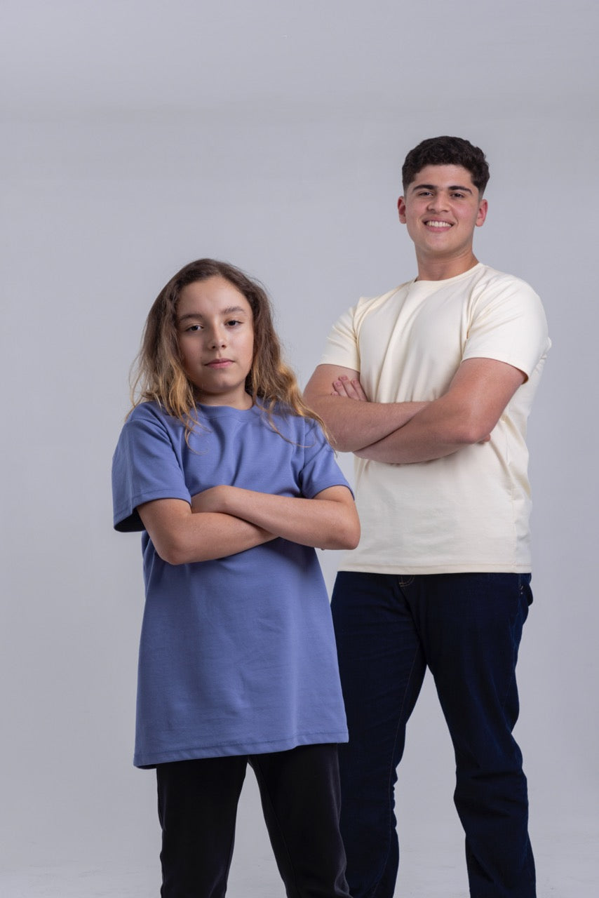¡Conoce la nueva Camiseta para niños y niñas! COBALTO