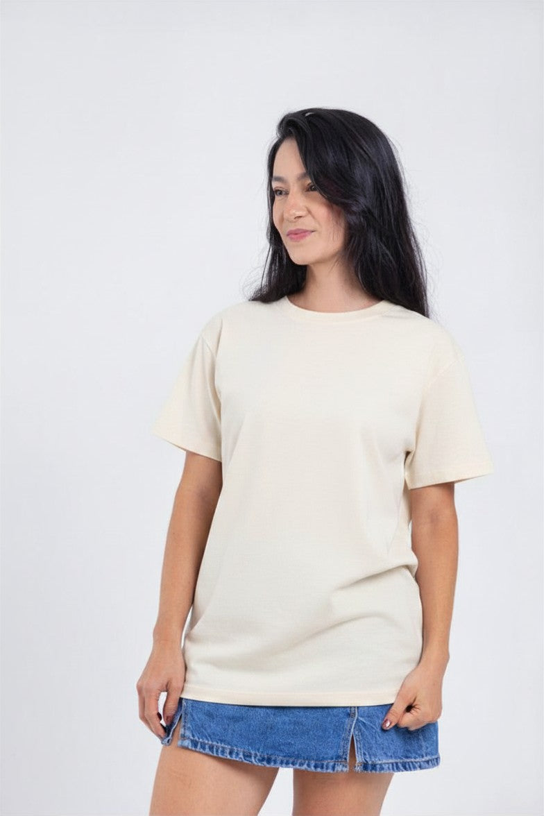 Camiseta para ELLAS Alto Gramaje Regular- ¡Nuestra joya! CREMA