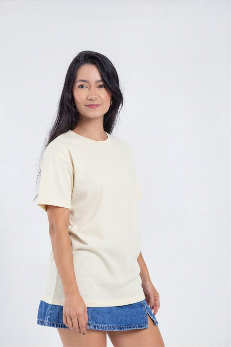 Camiseta para ELLAS Alto Gramaje Regular- ¡Nuestra joya! CREMA