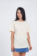 Cargar imagen en el visor de la galería, Camiseta para ELLAS Alto Gramaje Regular- ¡Nuestra joya! CREMA